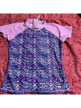 EDDIE BAUER girls rashguard top. Size 10/12. Like new. Purple and blue